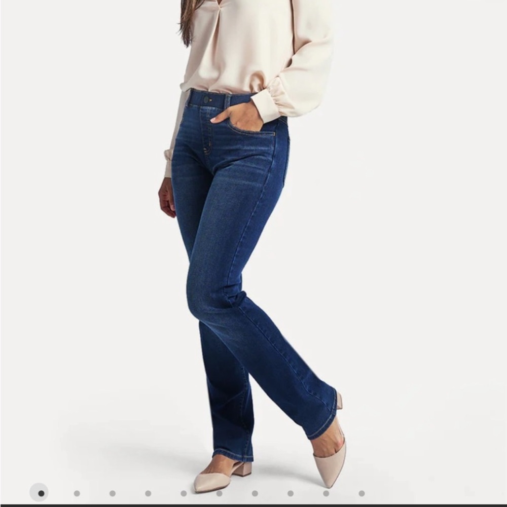 Betabrand Pull On Blue Jeans Size Medium Petite.